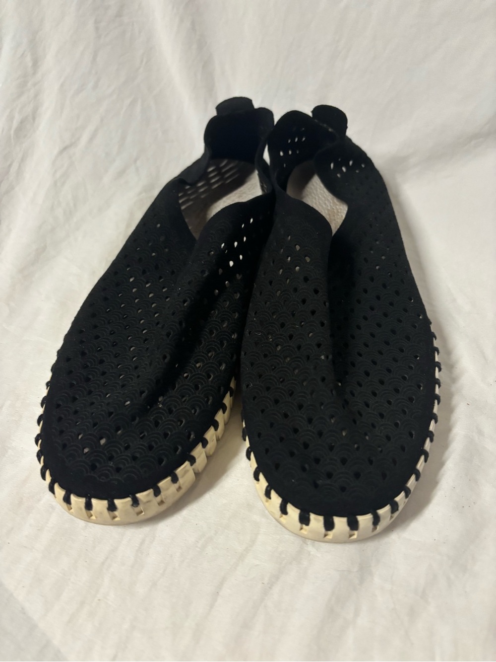 Ilse Jacobsen Black Perforated Slip-On Women's Shoes
